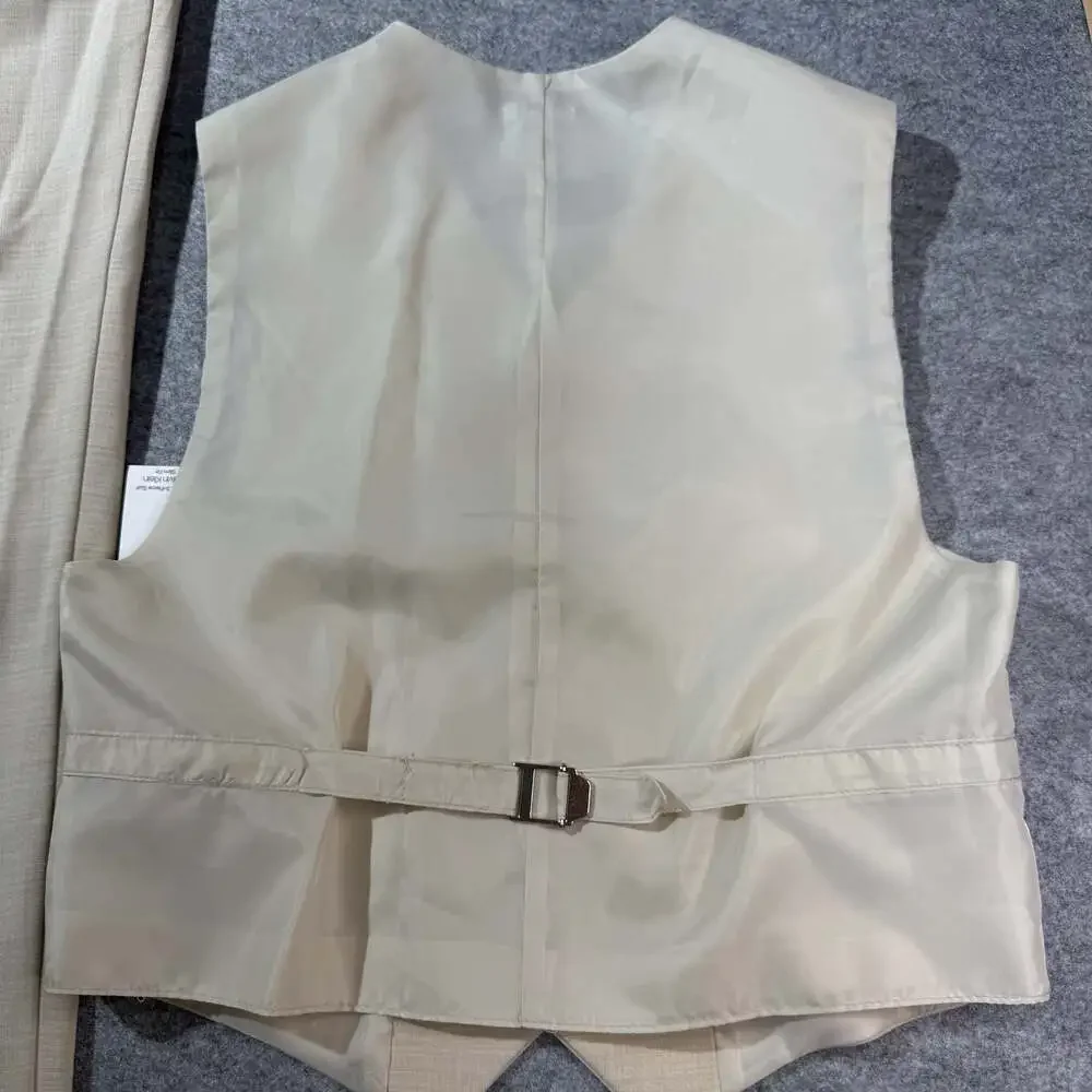 Calvin Klein Slim Fit Stretch 3-Piece Suit in Natural Linen